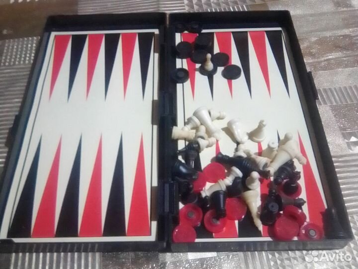 Шахматы нарды шашки 3 в 1