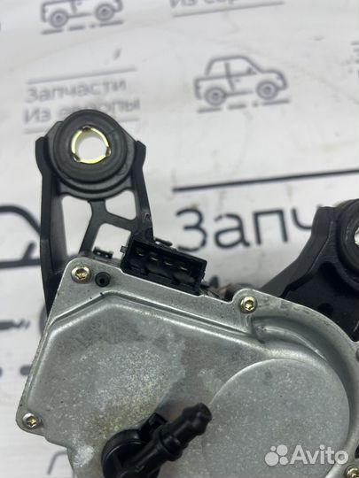 Моторчик стеклоочистителя задний Ауди А6С5