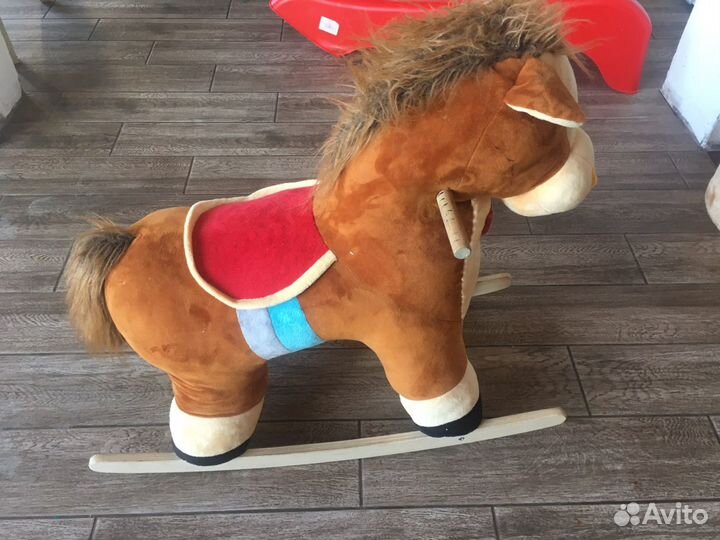 Качалка лошадь