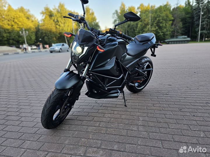 Ducati Diavel 5000V