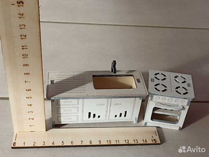 Игрушечная мебель для кукольного дома