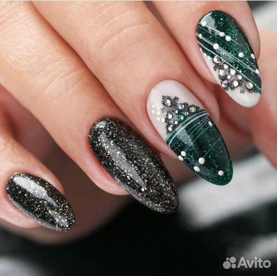 Маникюр, педикюр, брови