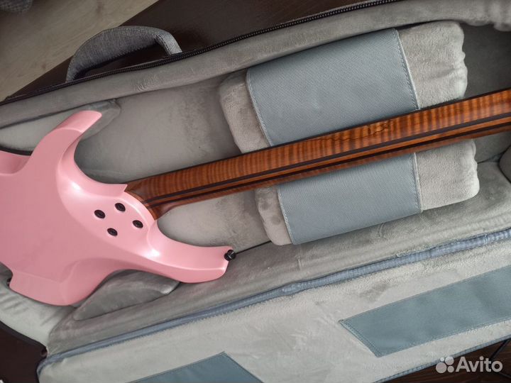 Электрогитара mooer gtrs W800