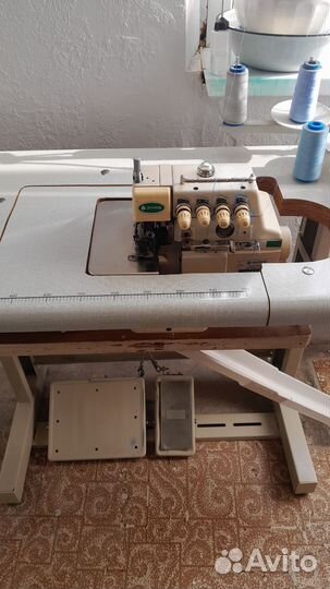 Оверлок промышленный
