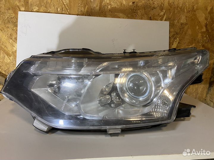Фара левая митсубиси аутлендер