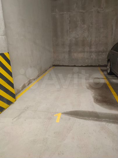 Машиноместо, 13 м²