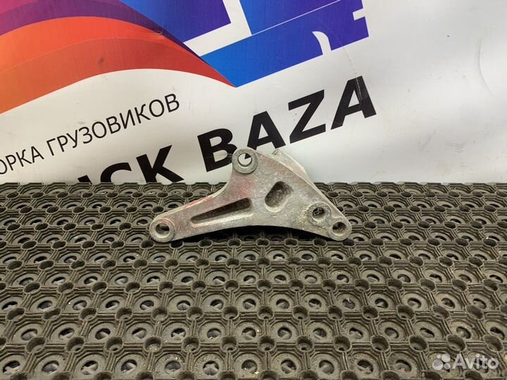 Кронштейн двигателя задний левый