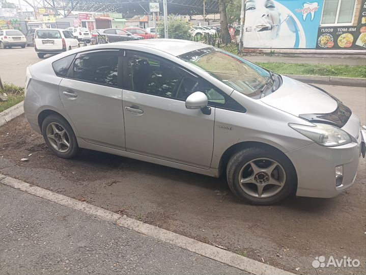 Toyota Prius, 2011