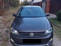 Volkswagen Polo 1.6 AT, 2016, 105 968 км, с пробегом, цена 903 900 руб.