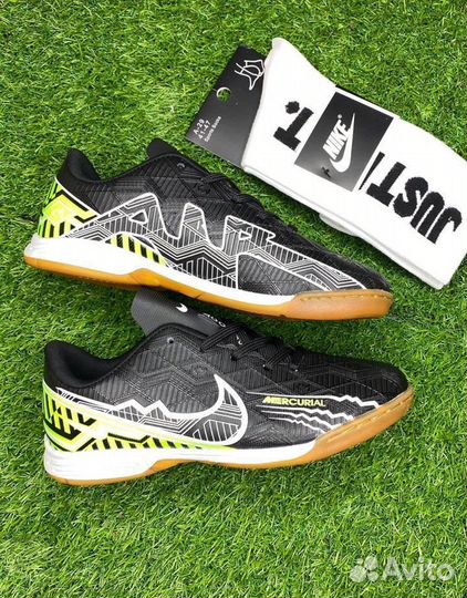 Футзалки Nike air zoom