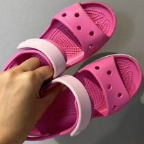 Сандали crocs