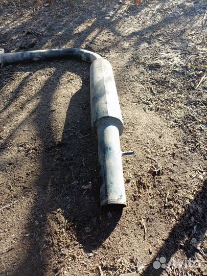 Басистый глушитель