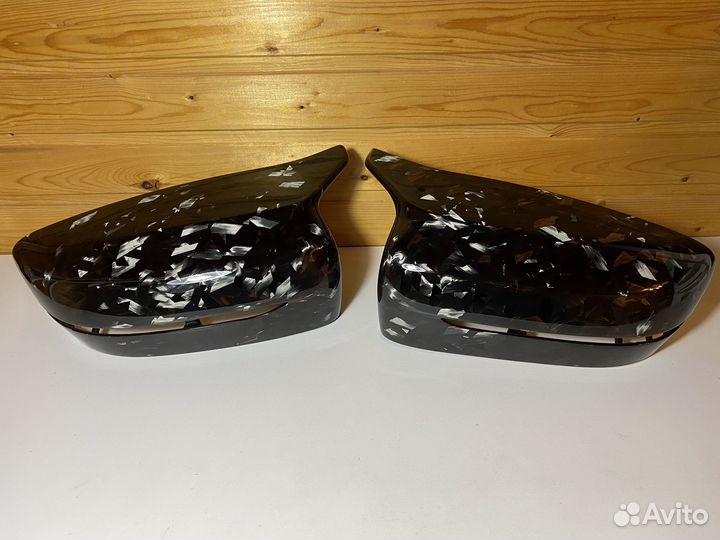 Карбоновые накладки зеркал BMW G30 М стиль