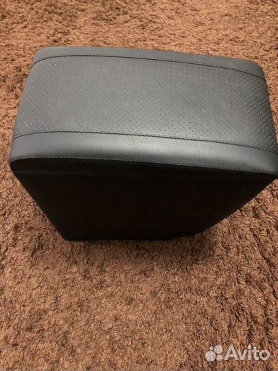 Подлокотник Лада Веста
