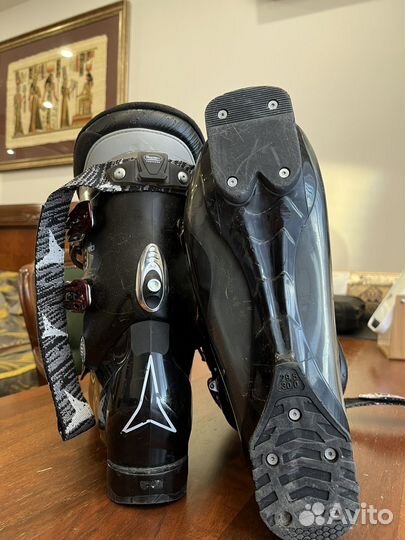 Горные лыжи + ботинки + крепления + палки