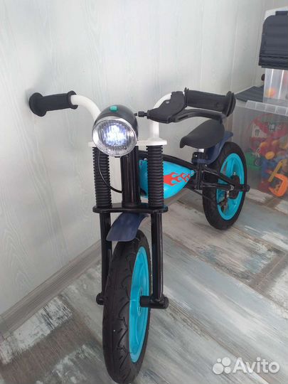 Беговел Itsimagical lmaginarium