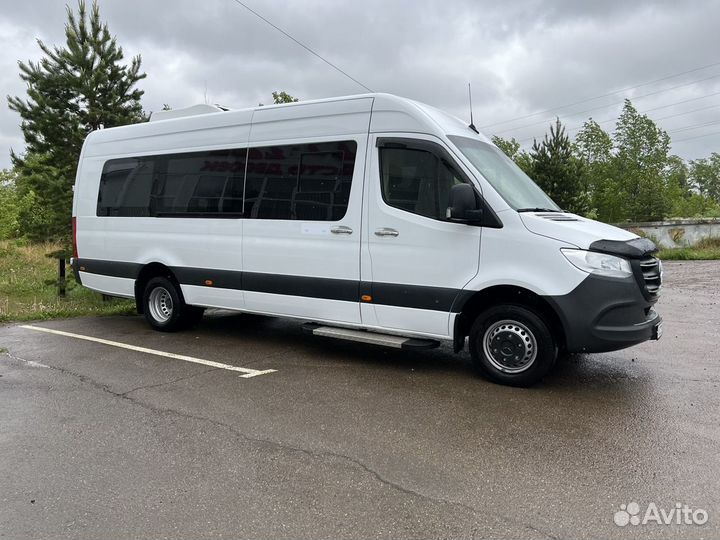 Микроавтобус автобус