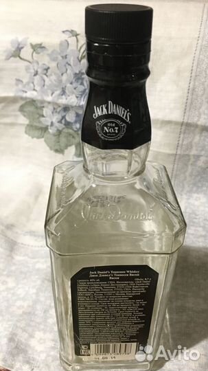 Бутылки из под виски Jack Daniels и The Balvenie