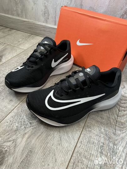 Кроссовки Nike zoom Fly 5