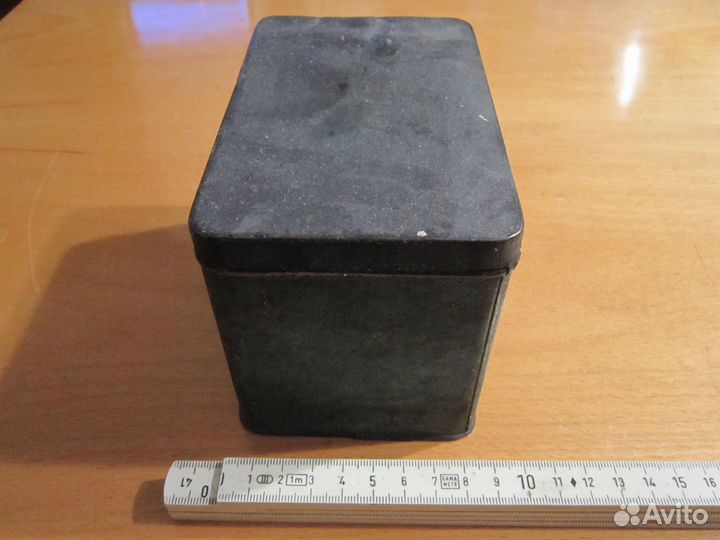 Банка жестяная для табака 