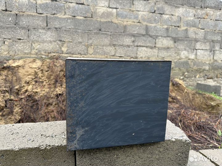 Сейф металлический