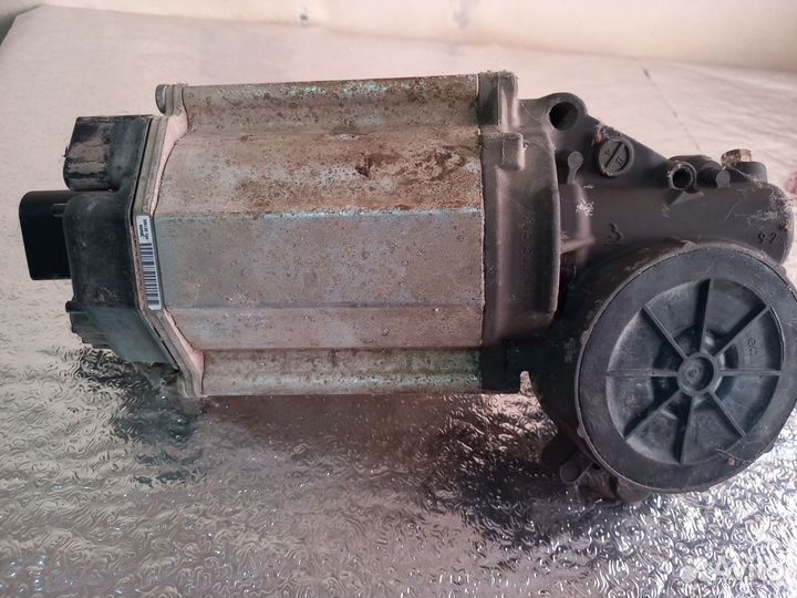 Сервопривод рулевой рейки skoda