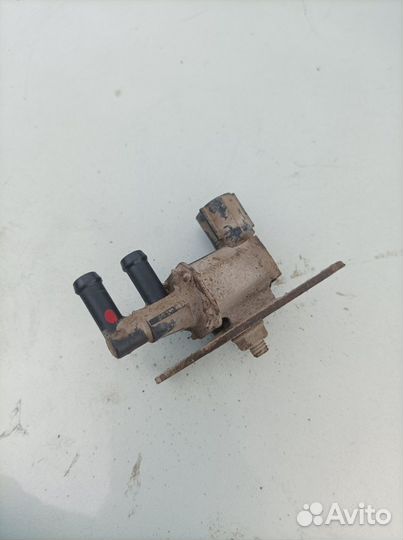 Клапан вакуумный Mitsubishi Carisma