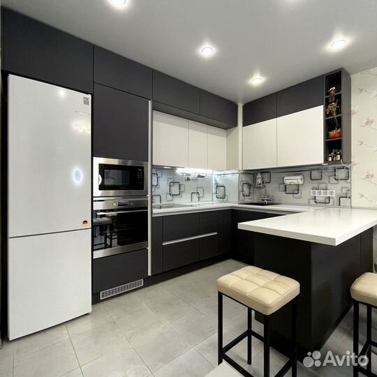 Кухня в стиле хай тек на заказ