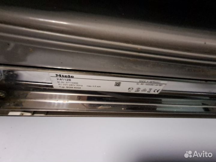 Духовой шкаф Miele