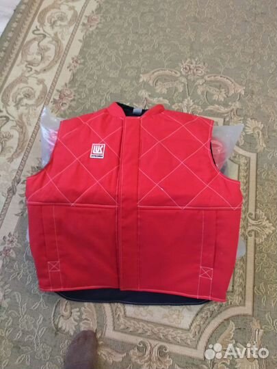 Ботинки рабочие. Жилет+ шапка