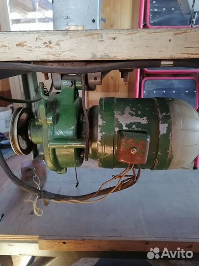 Швейная машина бу