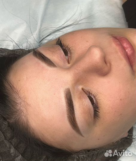 Перманентный макияж бровей и губ
