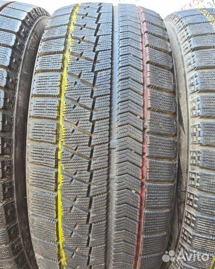 Bridgestone Blizzak VRX 215/55 R17 99H