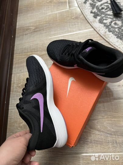 Кроссовки nike оригинал