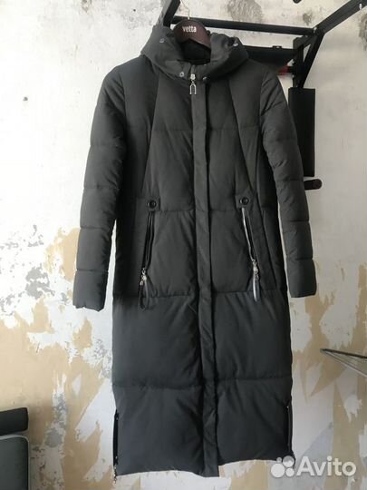 Пуховик женский длинный
