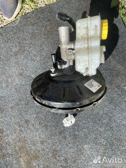 Усилитель тормозов вакуумный Volkswagen Polo