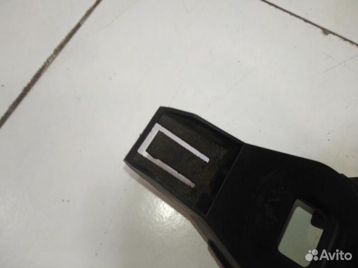 Кронштейн радиатора Audi Q5 8RB