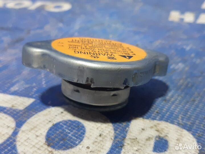 Крышка радиатора Mitsubishi Lancer 9 седан 2004