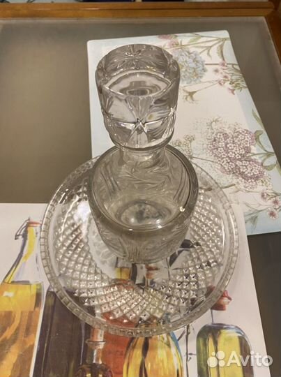 Графин хрустальный с подносом