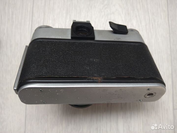 Плёночный фотоаппарат зенит Е