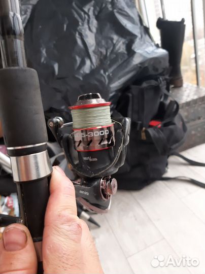 Фидерное удилище с катушкой