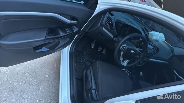 LADA Vesta 1.6 МТ, 2019, 286 000 км