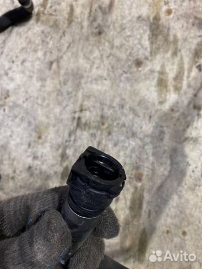 Патрубок системы охлаждения Bmw 7-Series F01/F02