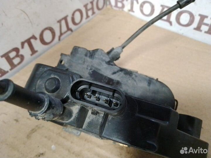 Замок двери передний правый Renault Megane 2