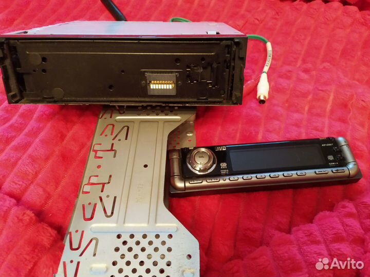 Автомагнитола JVC KD-G807