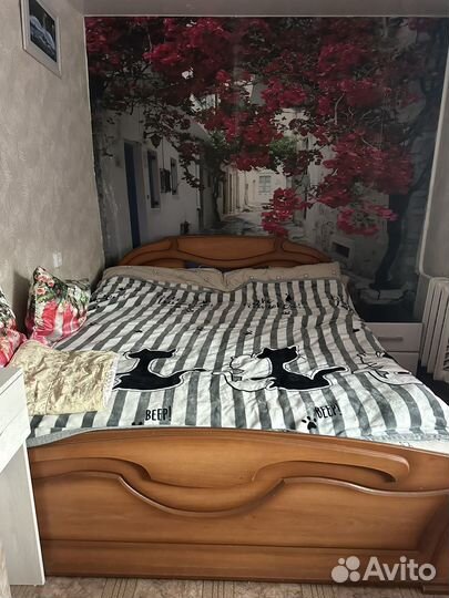 Кровать двухспальная бу 180 200