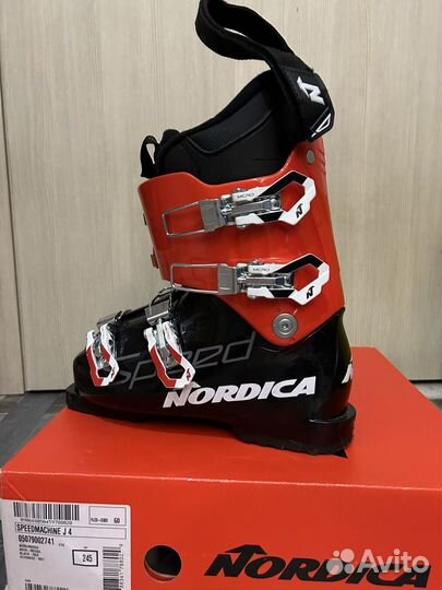 Горнолыжные ботинки детские