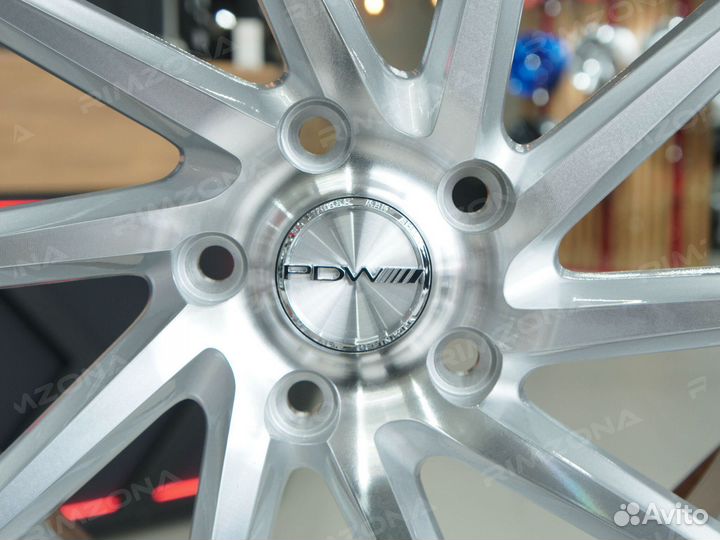 Литые диски R20 на Hyundai. Арт3208