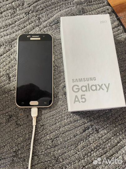 Samsung Galaxy A5 (2017) SM-A520F/DS, 3/32 ГБ