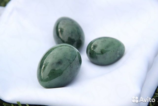 Яйцо из натурального нефрита